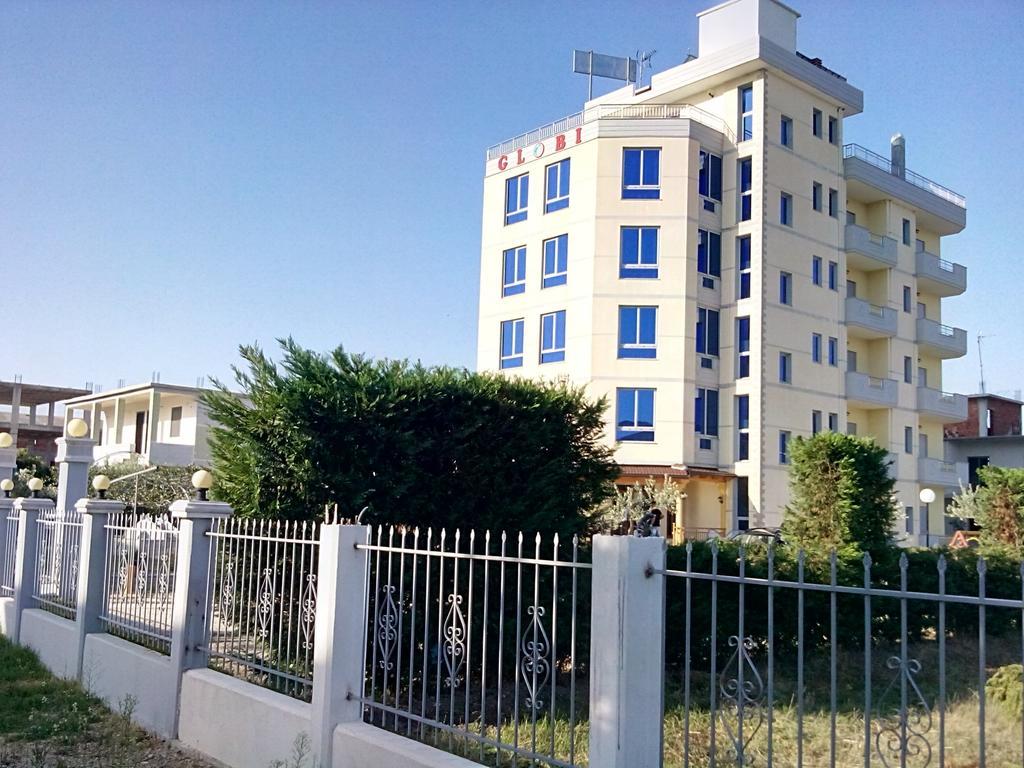 Hotel Restaurant Globi Велипойе Экстерьер фото