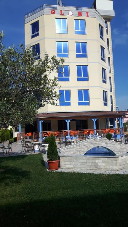 Hotel Restaurant Globi Велипойе Экстерьер фото